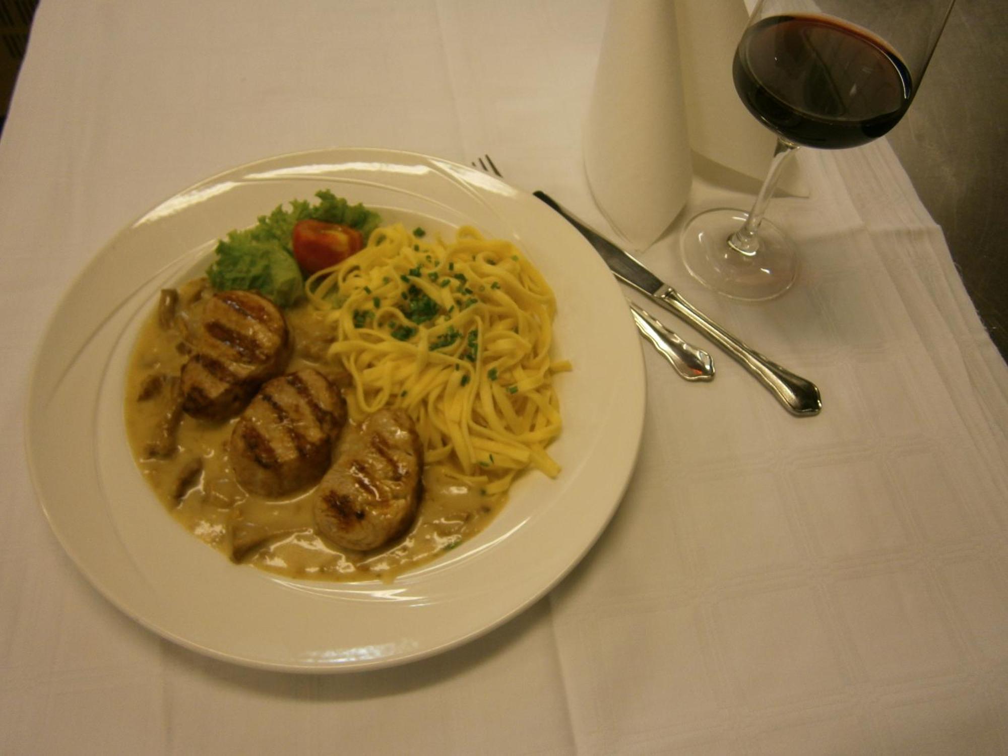 Gasthof Restaurant Zum Brauhaus Hartberg Eksteriør billede